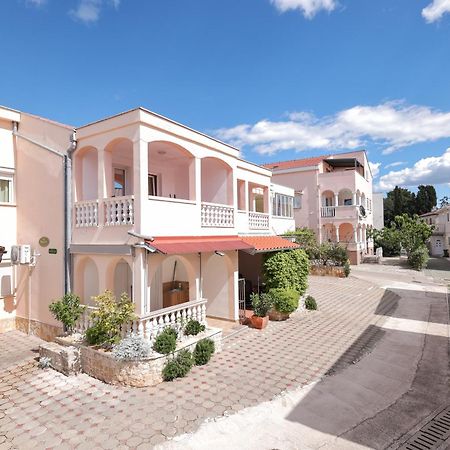 Rooms Malic Petrcane Exterior foto